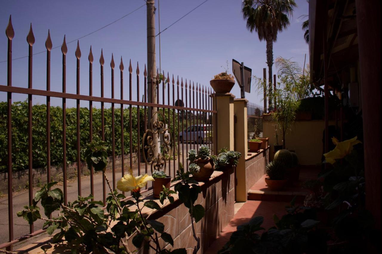 La Trinacria Bed and Breakfast Giardini-Naxos Buitenkant foto
